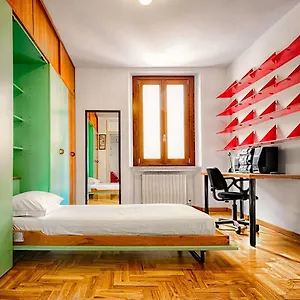  Apartment Duomo-city Life In The Heart Of The City! Italy